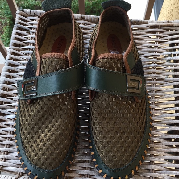 Shoes - Picture 2 of 2